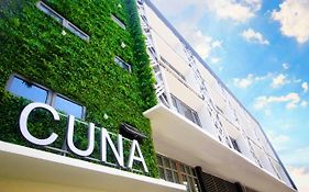 Cuna Hotel